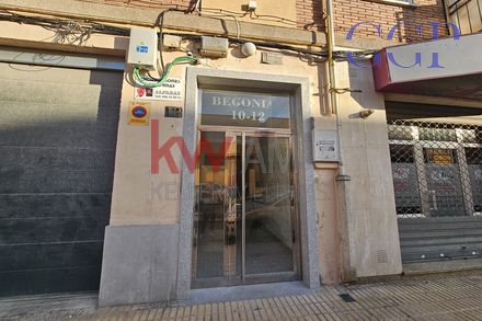 Cl. Begonias, 10 · Salamanca